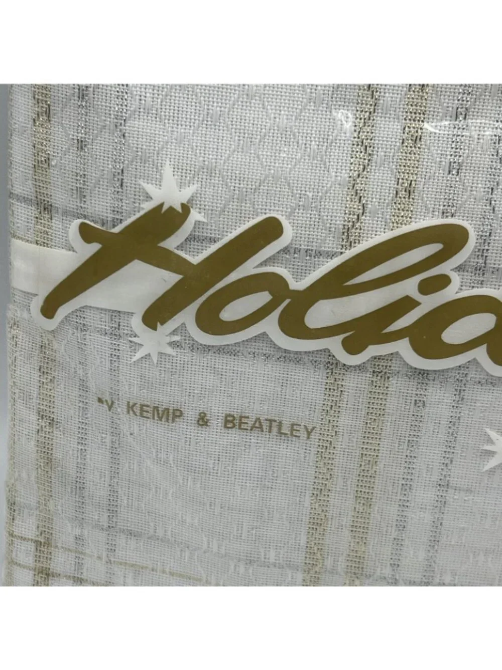 Kemp & Beatley Tablecloth White Woven Gold Silver 70 In Round 6 Napkins